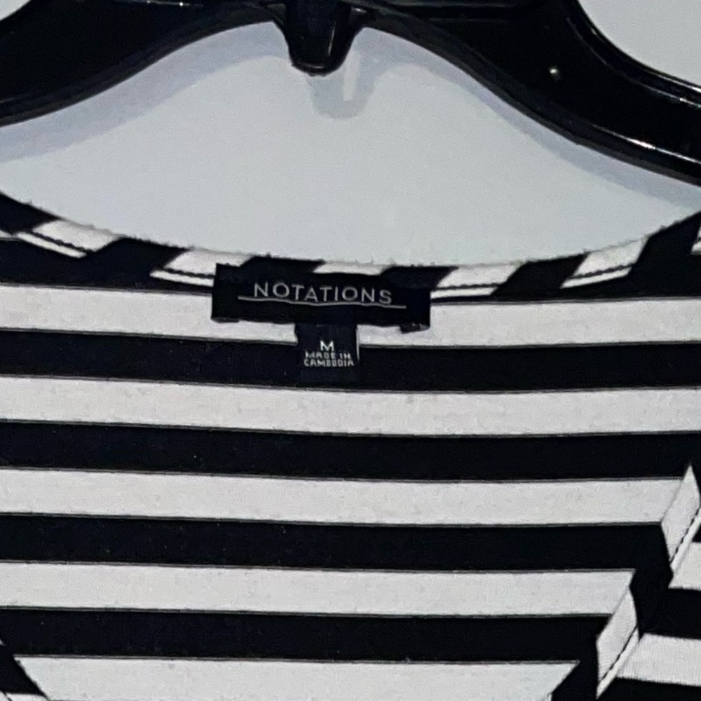 🖤Notations Black and White Striped Women's Top - Picture 2 of 3